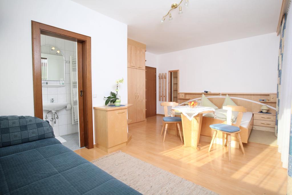 Hotel Garni Haus Anita Liesing Camera foto