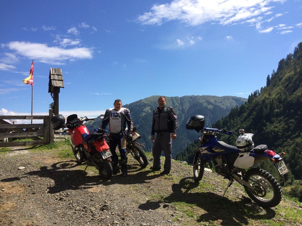Hotel Garni Haus Anita Liesing Esterno foto